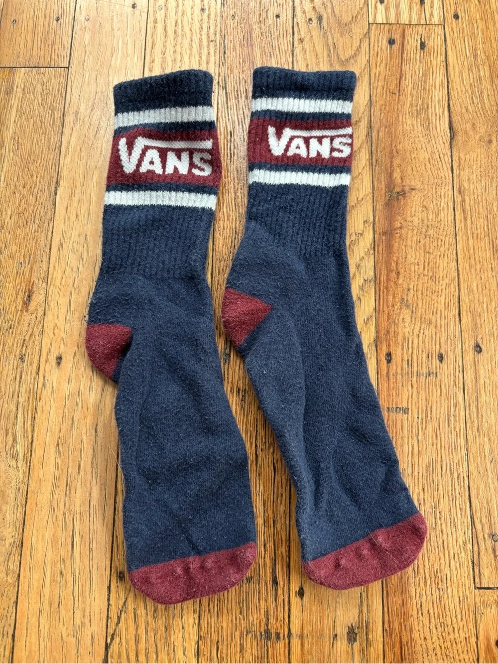 Vans Navy Crew Socks with Maroon Accents and White Stripes